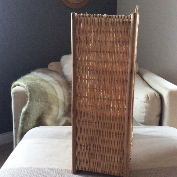 ❤️SOLD❤️Boho Retro Wicker Storage Freestanding - Picture 5 of 8